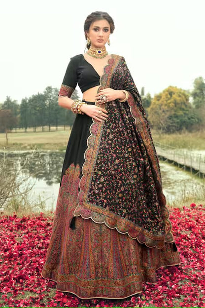 BLACK WOVEN LEHNGA SET