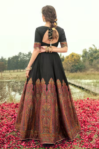 BLACK WOVEN LEHNGA SET