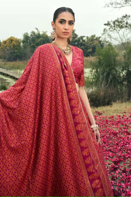 WOVEN SILKE LEHNGA SET