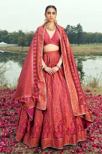 WOVEN SILKE LEHNGA SET